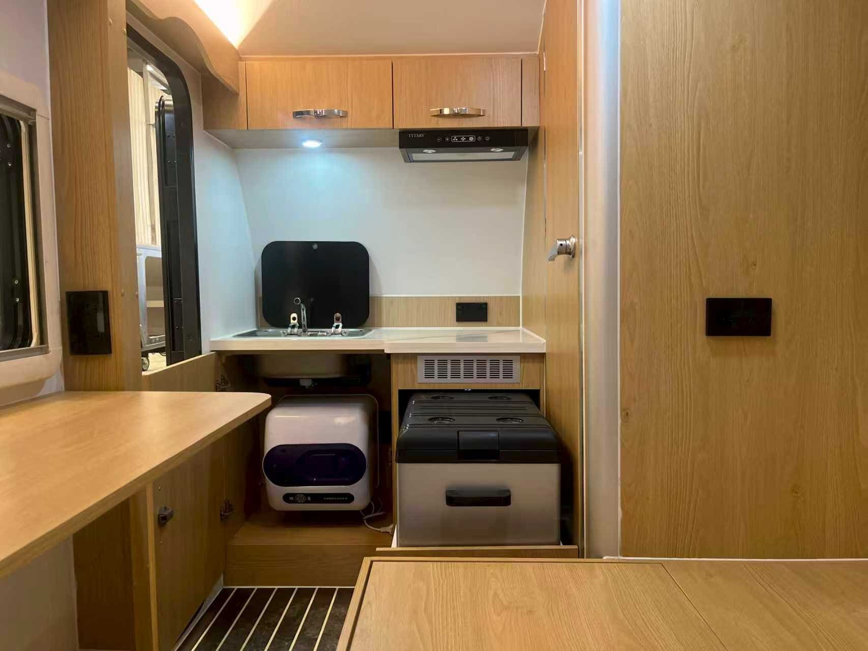COMMA-B Camper Trailer Details